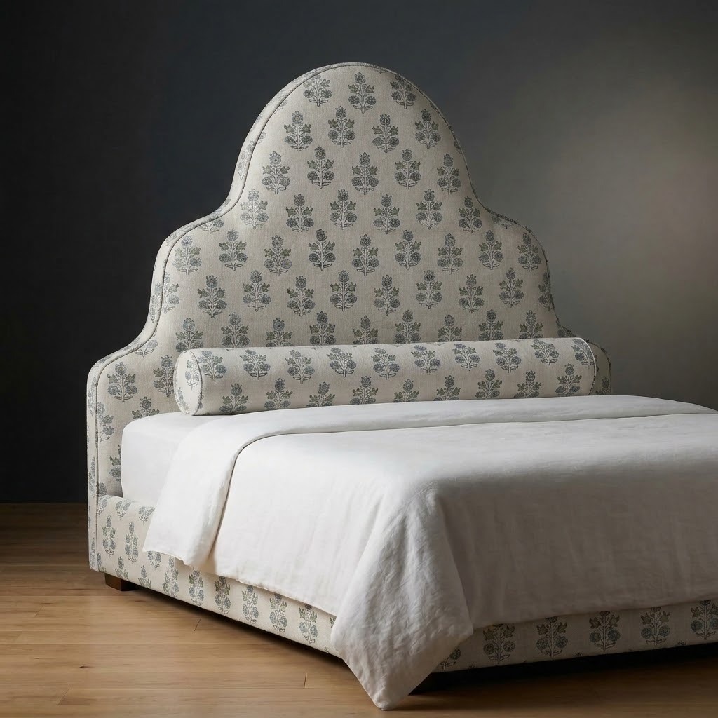 Kingswell Bed in Rosewood Garden